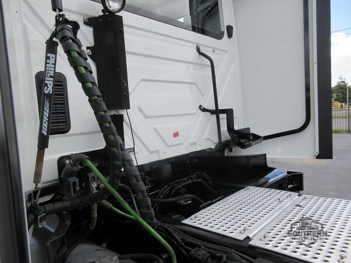 Used 2022 INTERNATIONAL LT