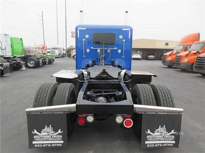 Used 2018 PETERBILT 389