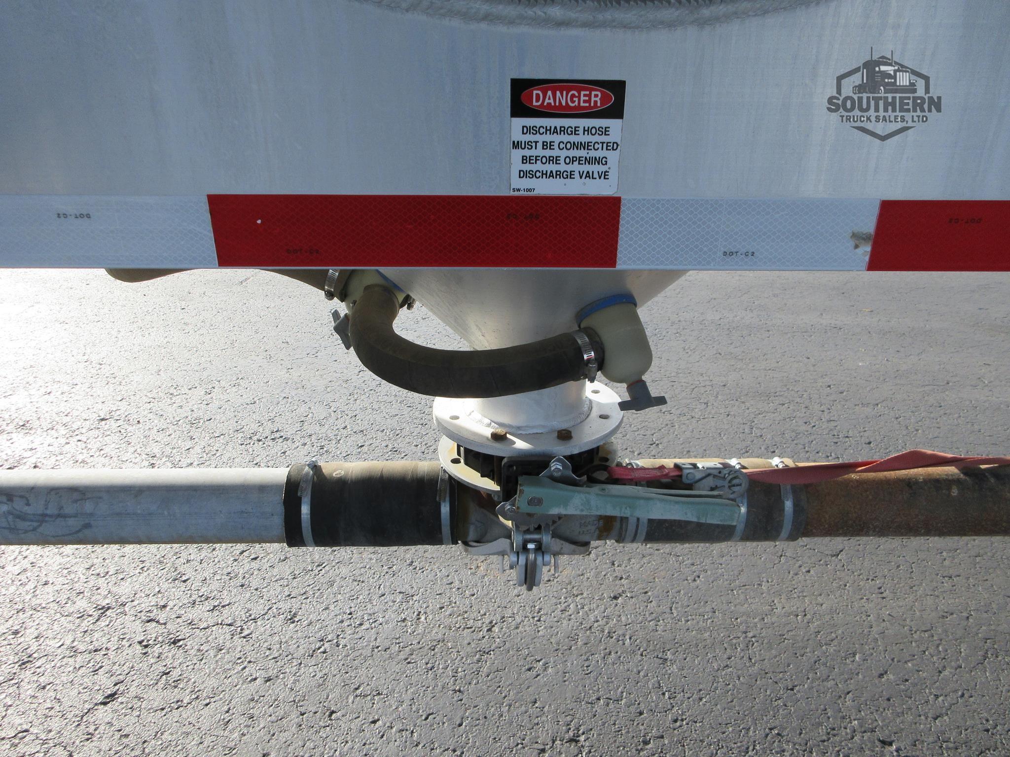 Used 2018 SOUTHERN WELDING Tandem Axle