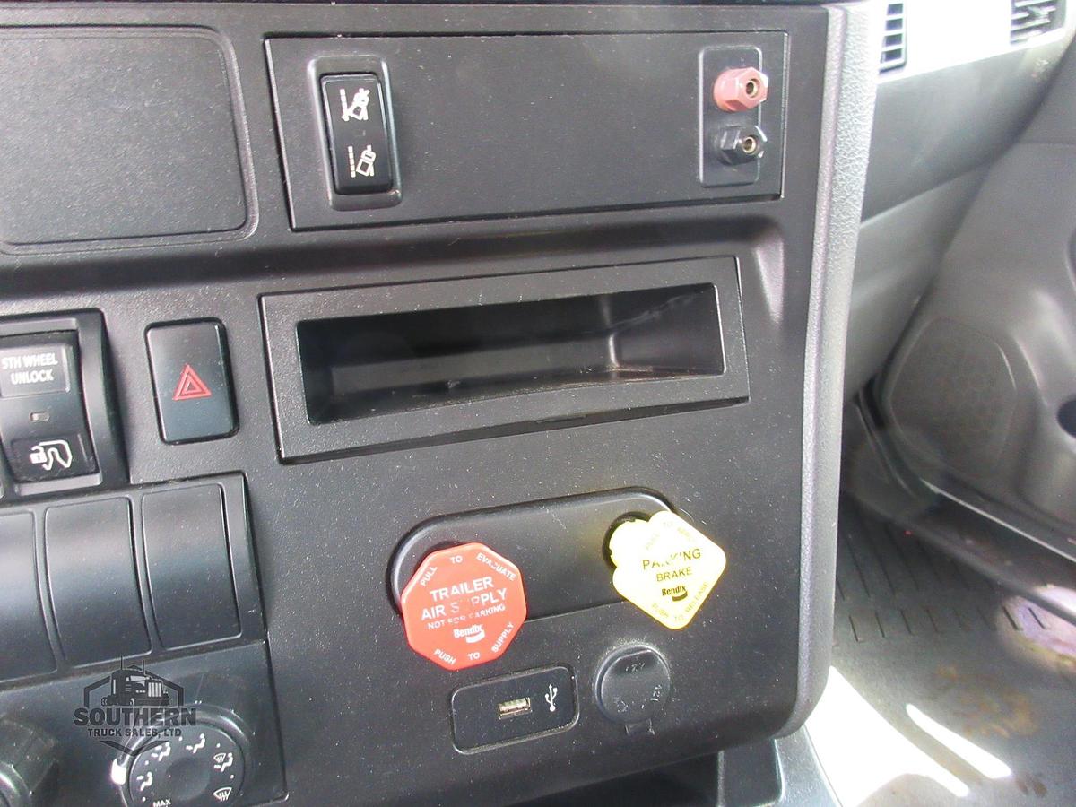 Used 2021 INTERNATIONAL LT