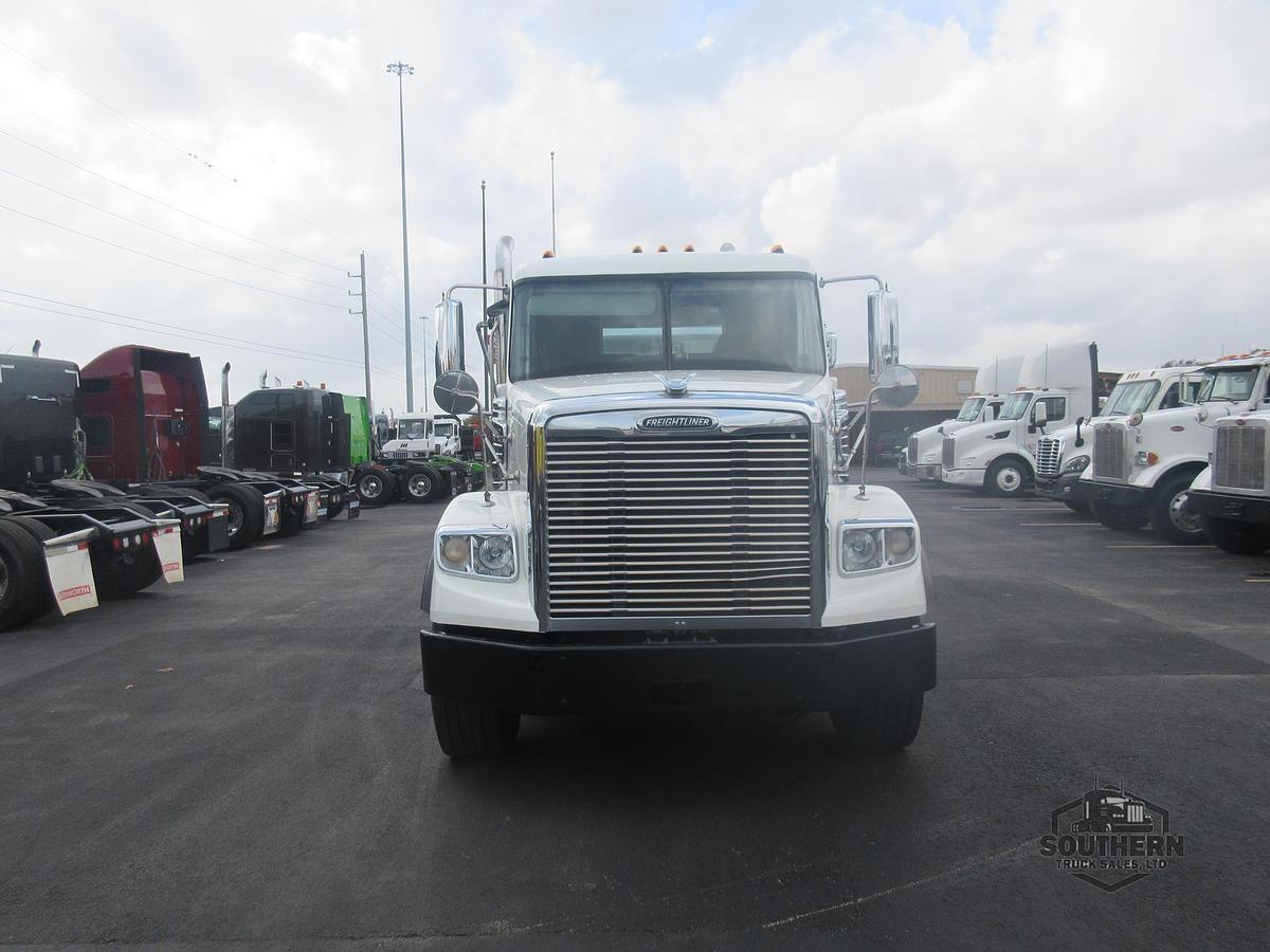 Used 2016 FREIGHTLINER CORONADO 122 SD