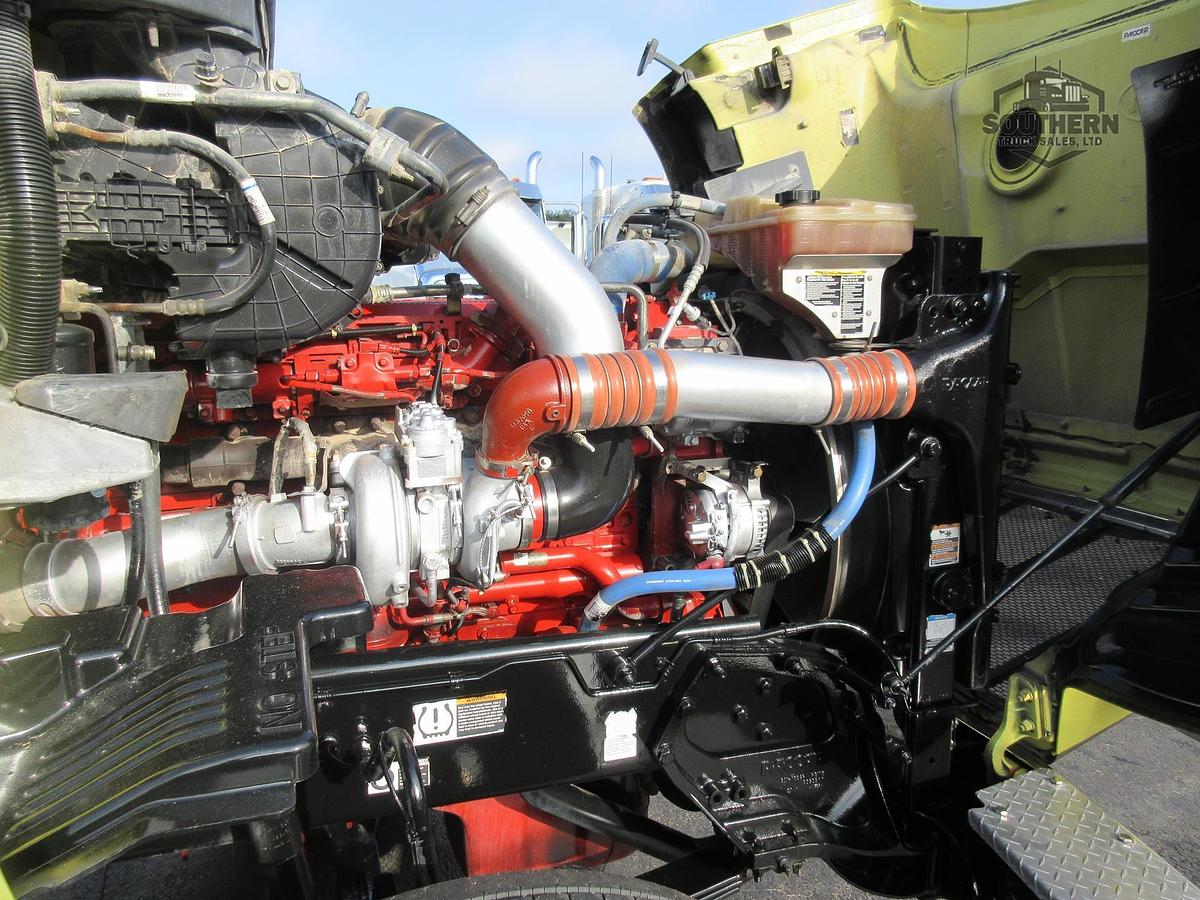 Used 2020 PETERBILT 567