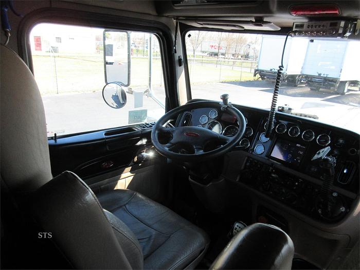 Used 2018 PETERBILT 389