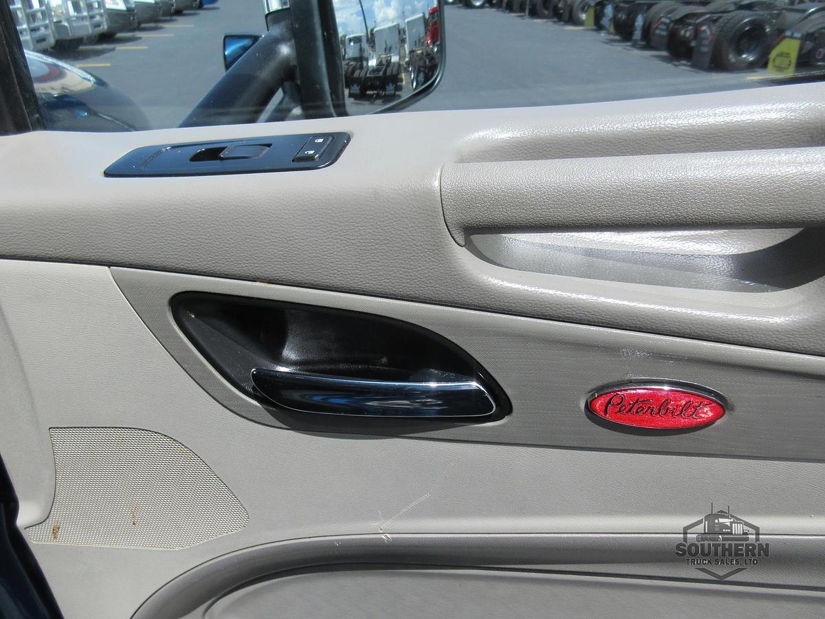 Used 2021 PETERBILT 579