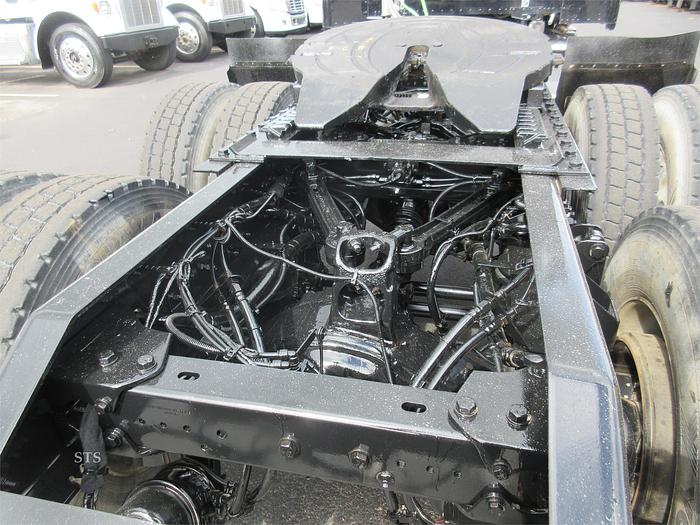 Used 2021 KENWORTH T880