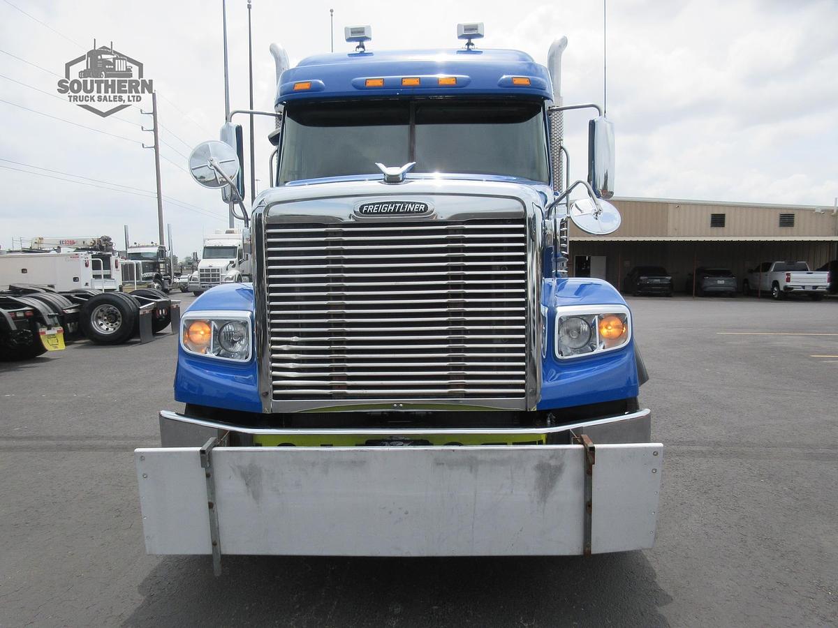 Used 2015 FREIGHTLINER CORONADO 122 SD