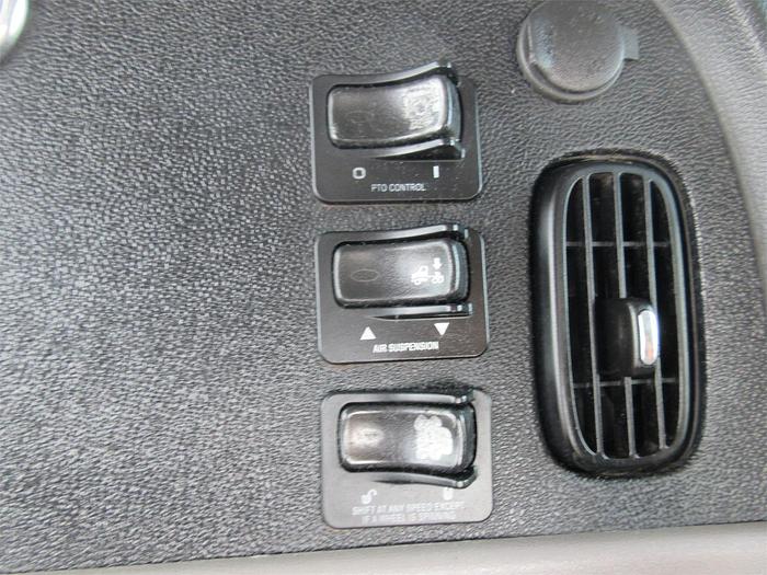 Used 2015 PETERBILT 365