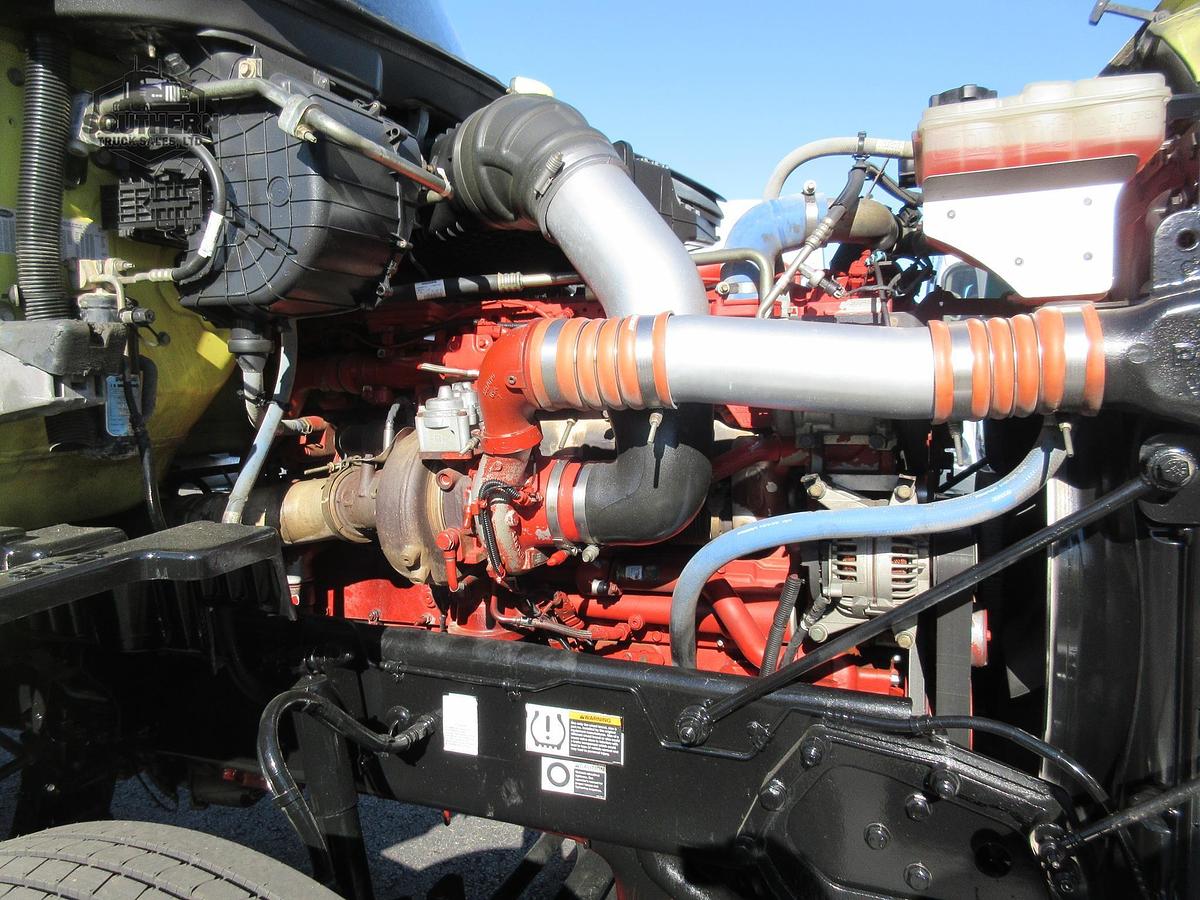 Used 2020 PETERBILT 567