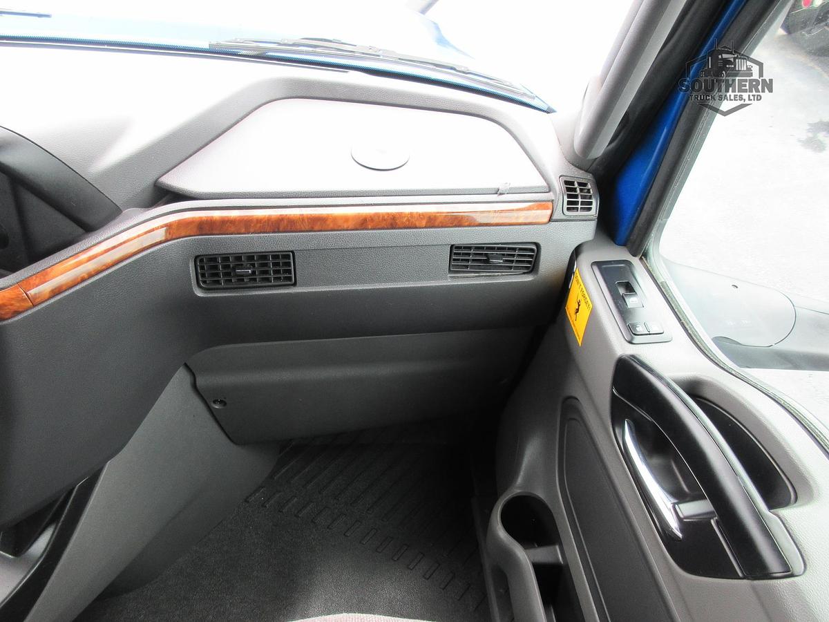 Used 2021 INTERNATIONAL LT