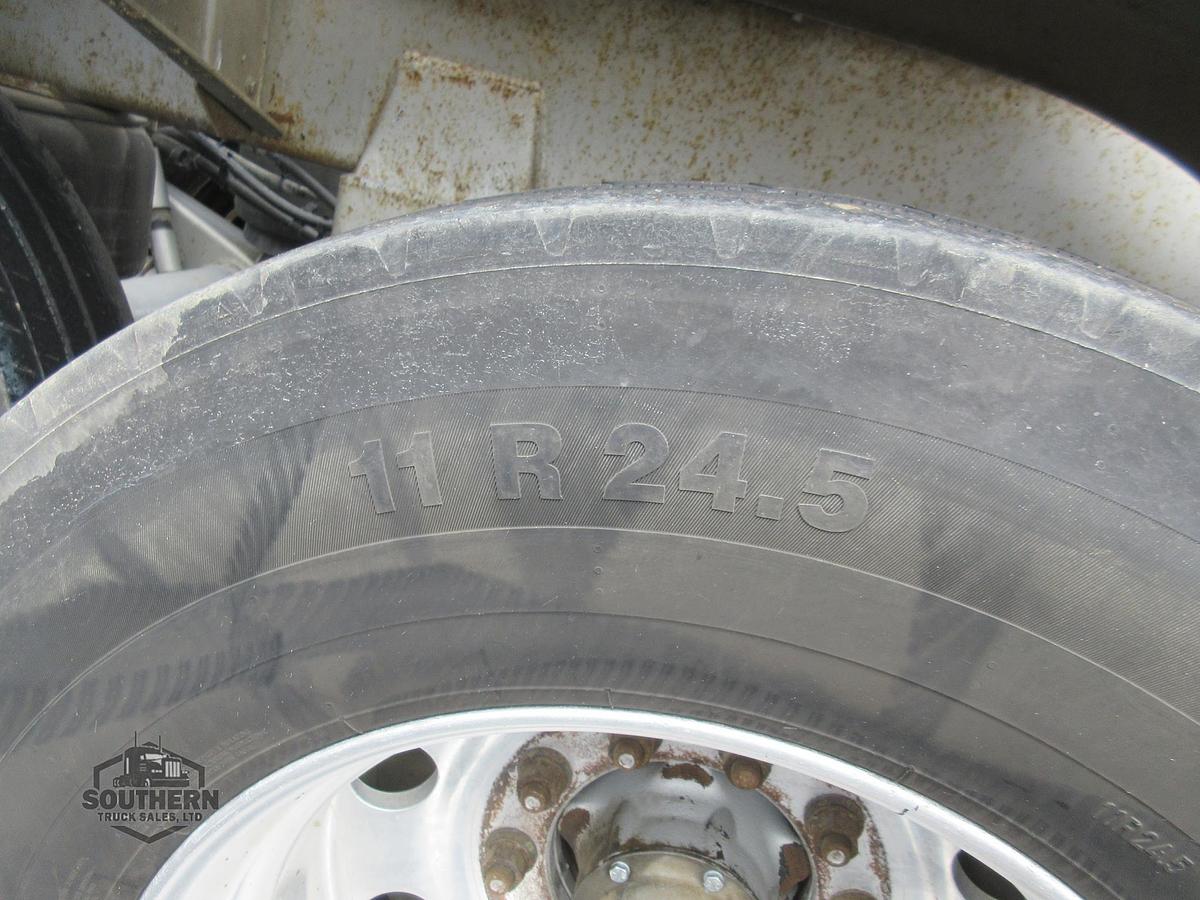 Used 2010 POLAR Tandem Axle