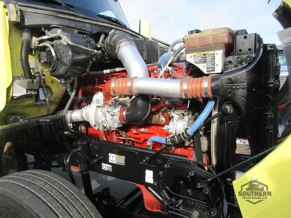 Used 2020 PETERBILT 567