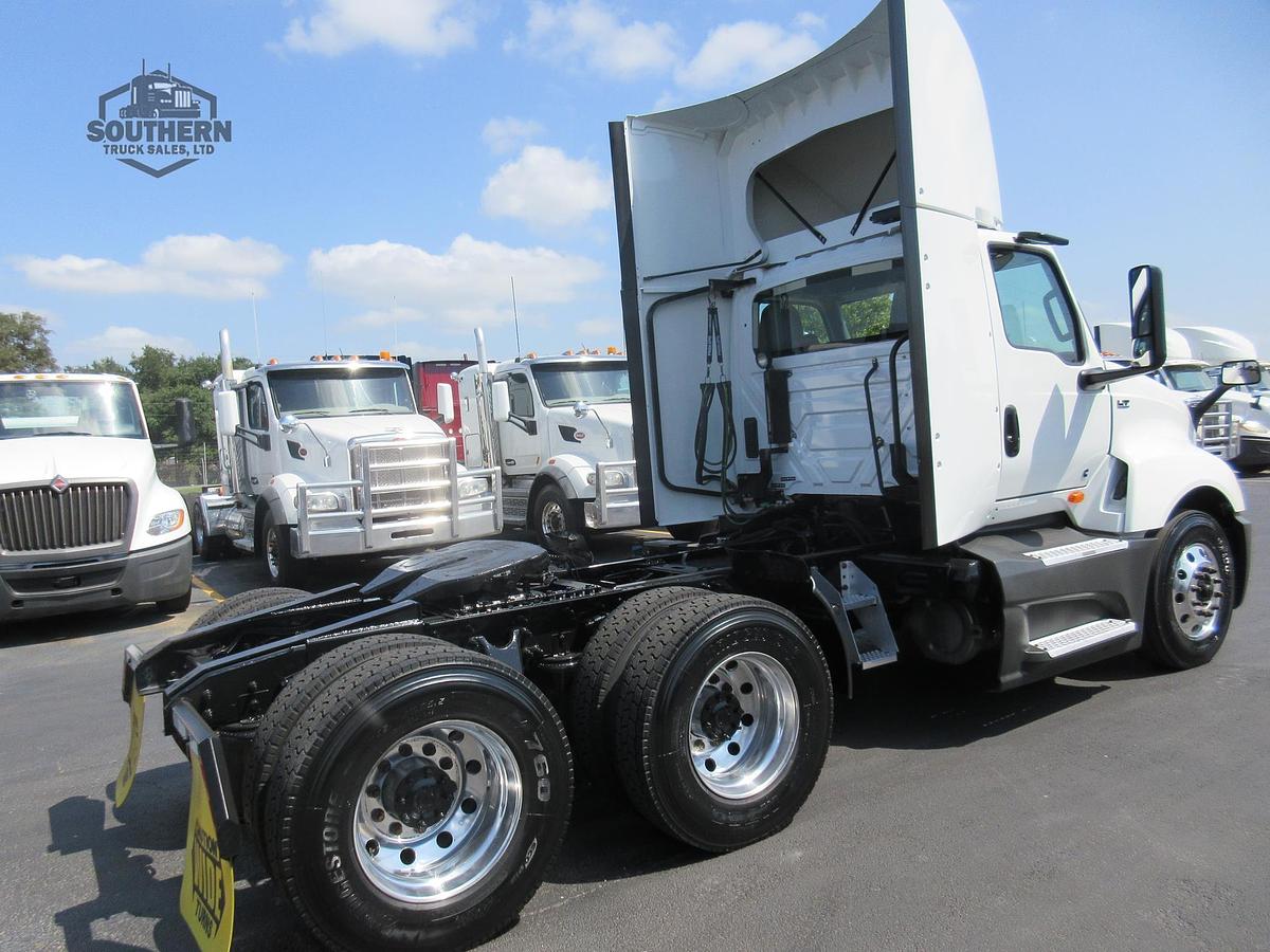 Used 2021 INTERNATIONAL LT