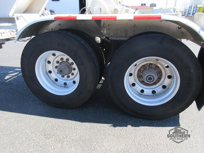 Used 2011 POLAR 41 ft