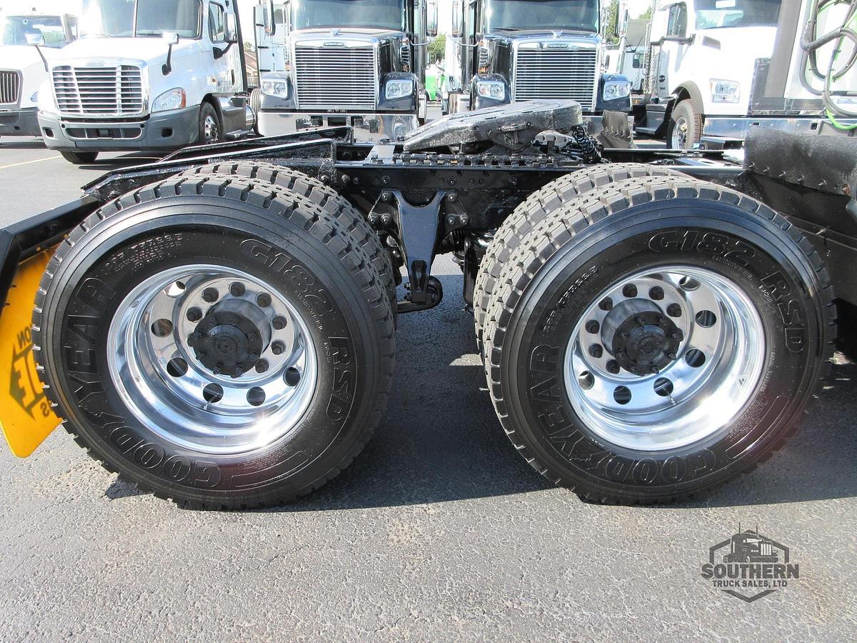 Used 2021 INTERNATIONAL LT