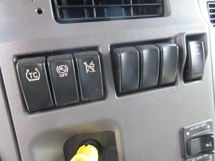 Used 2016 PETERBILT 579