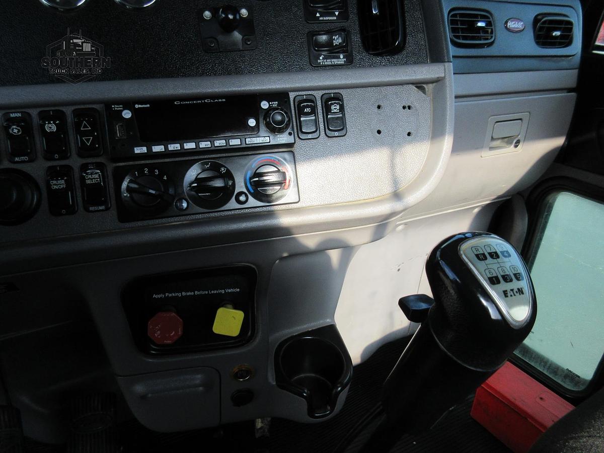 Used 2022 PETERBILT 389
