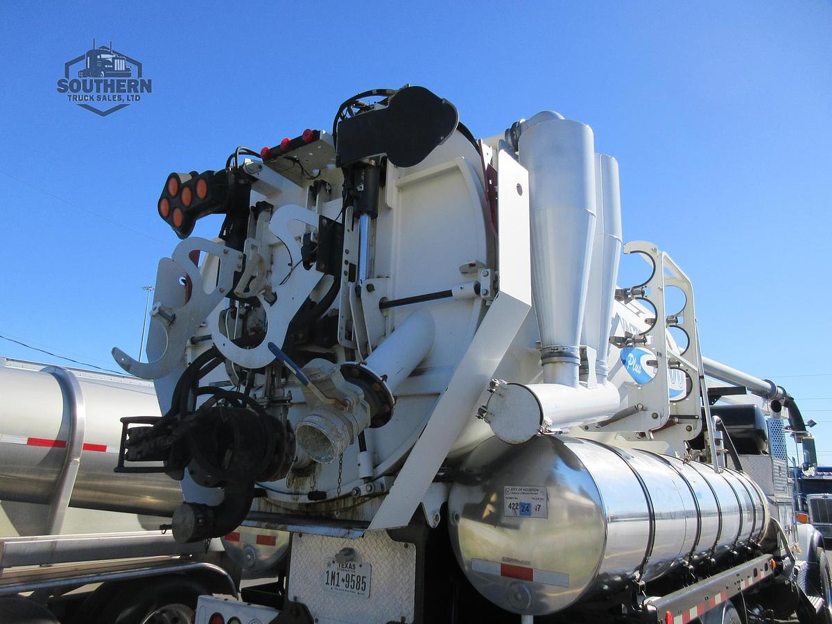 Used 2013 KENWORTH T800