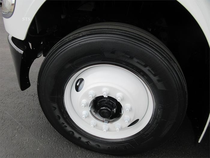 Used 2016 FREIGHTLINER BUSINESS CLASS M2 106