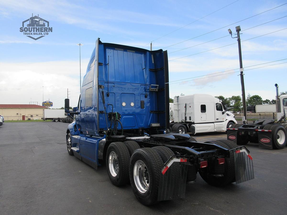 Used 2021 INTERNATIONAL LT