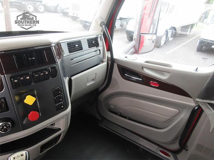 Used 2018 PETERBILT 579