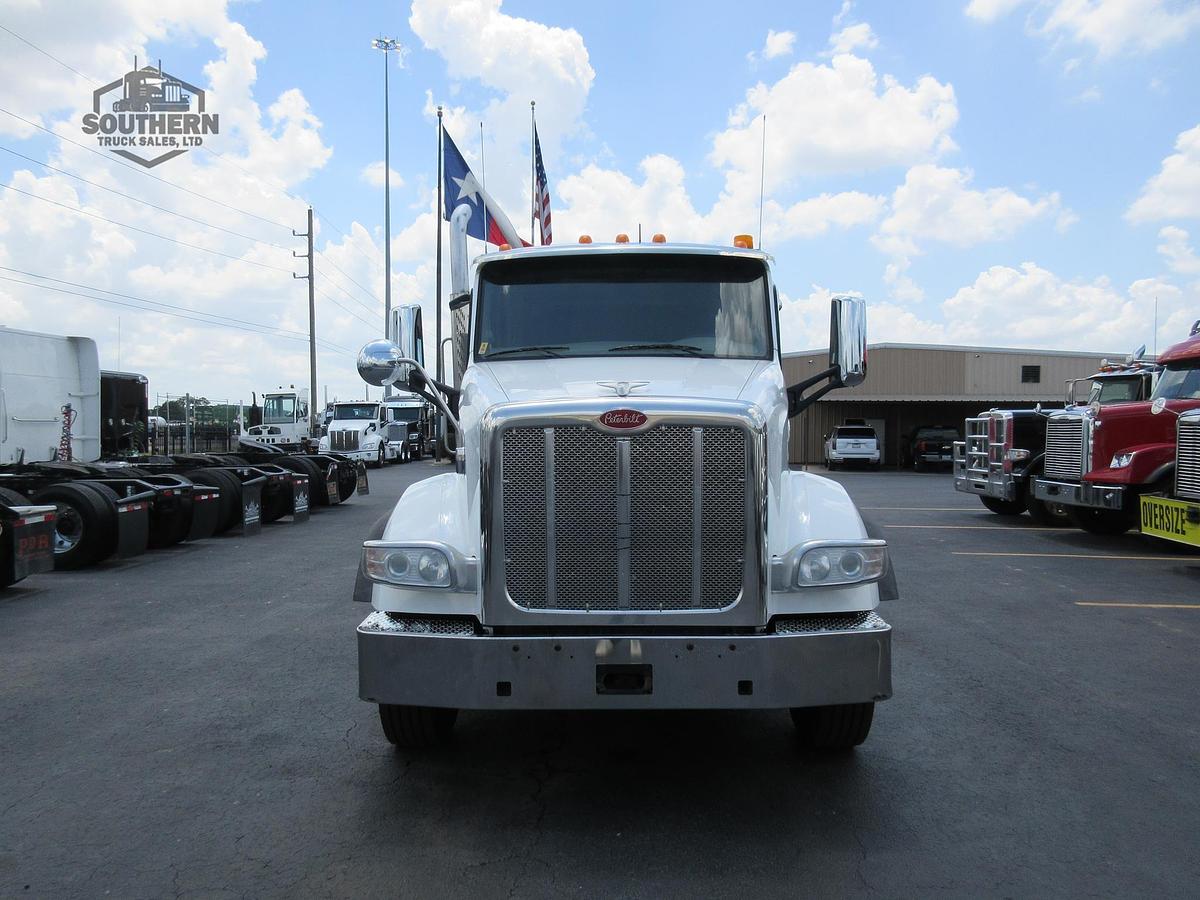 Used 2019 PETERBILT 567