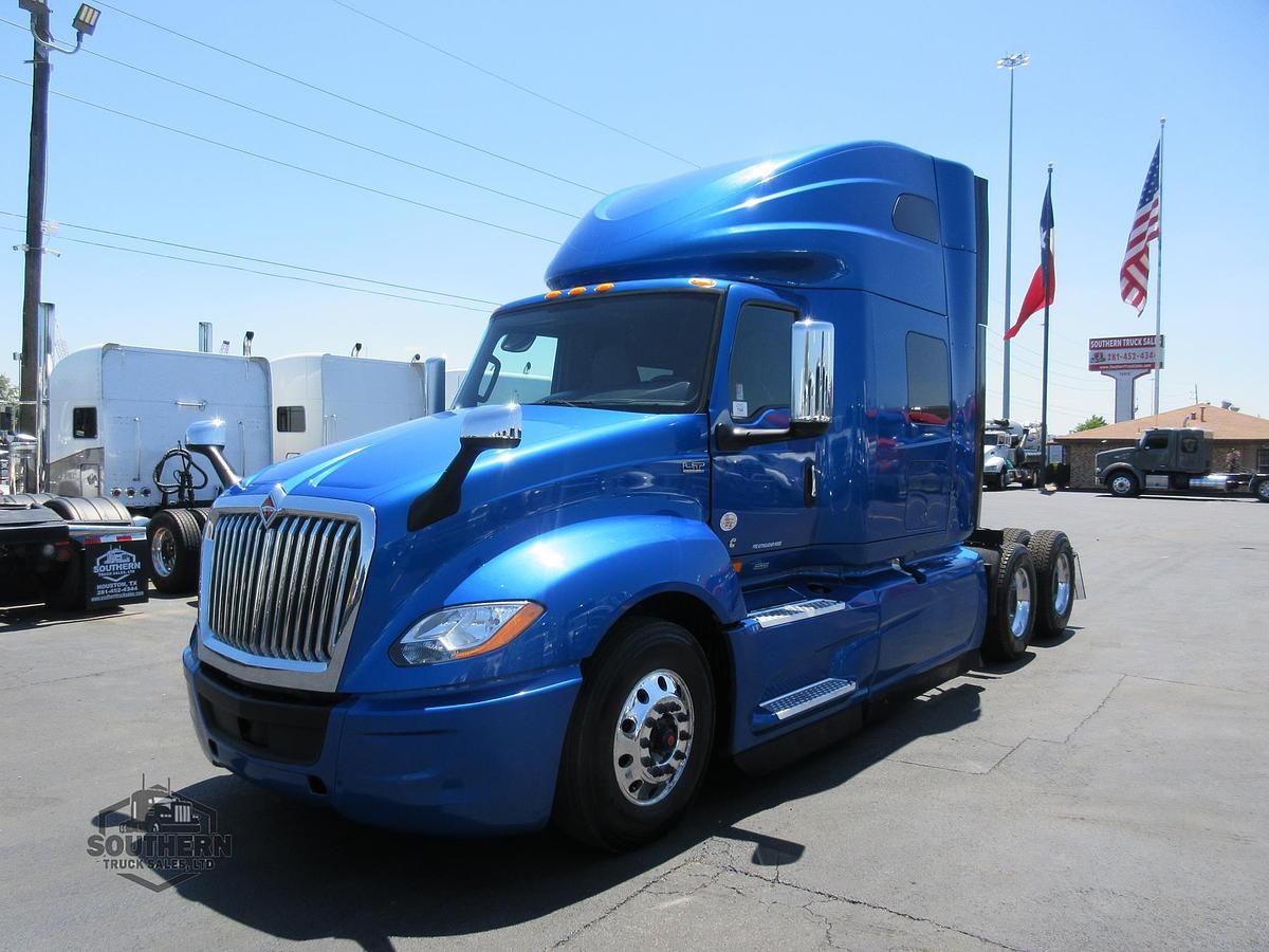 Used 2021 INTERNATIONAL LT