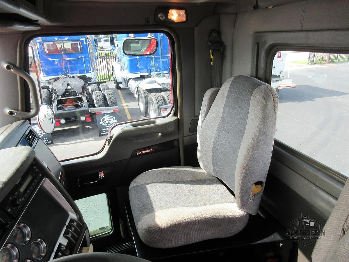 Used 2013 KENWORTH T800