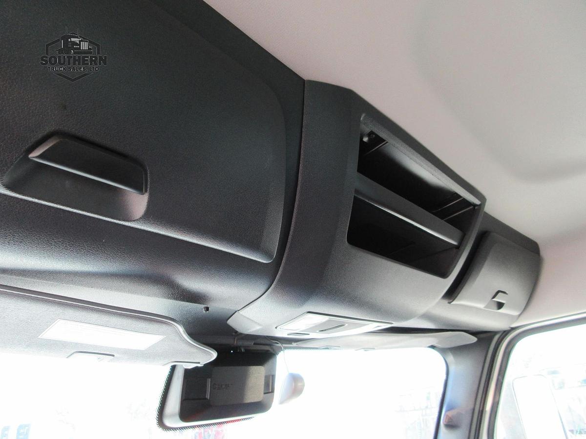 Used 2021 FREIGHTLINER CASCADIA 116