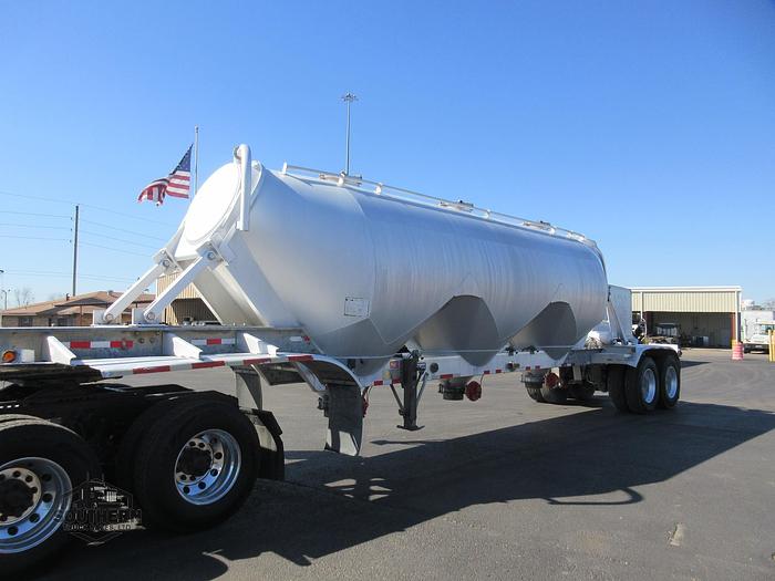 Used 2011 POLAR 41 ft