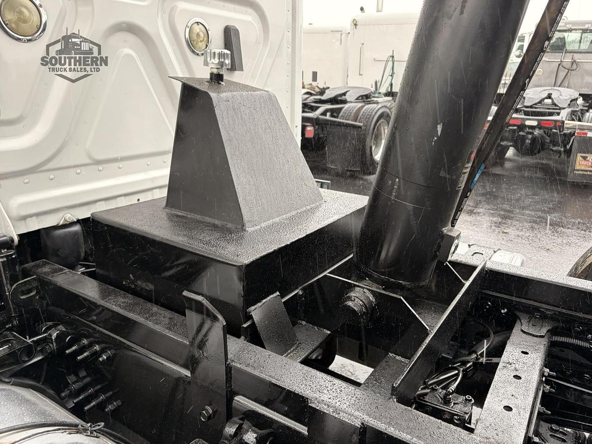 Used 2020 FREIGHTLINER CASCADIA 125