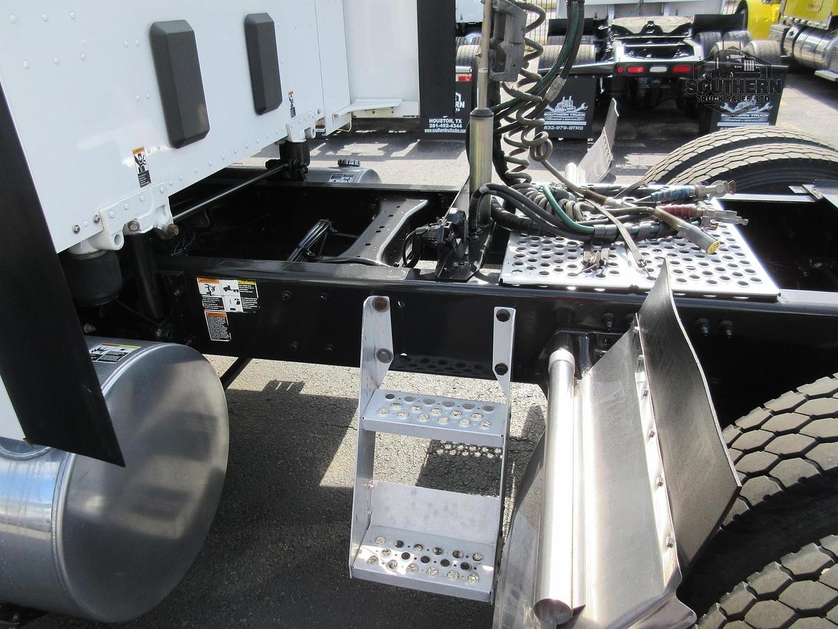 Used 2019 KENWORTH T880