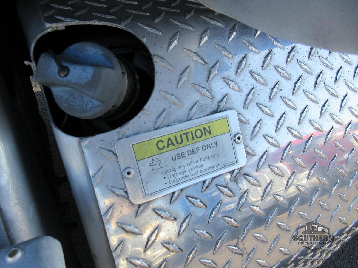 Used 2021 FREIGHTLINER CORONADO 122 SD