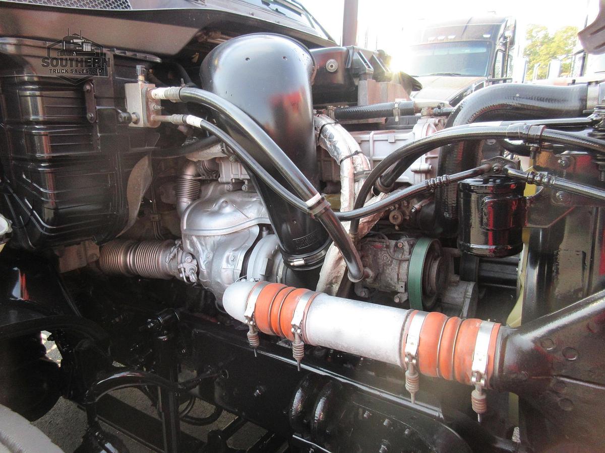 Used 2018 FREIGHTLINER CASCADIA 125