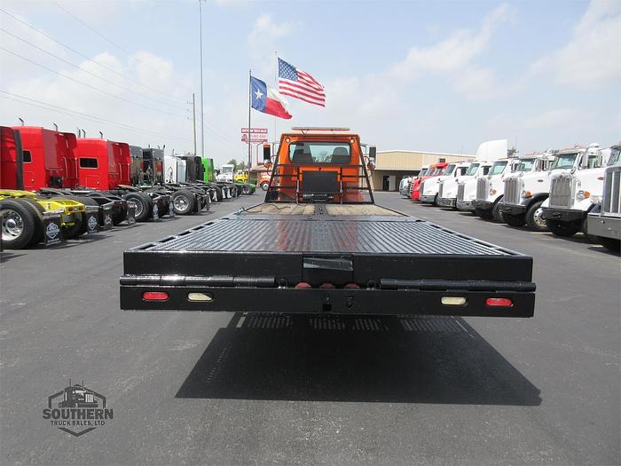 Used 2018 PETERBILT 337