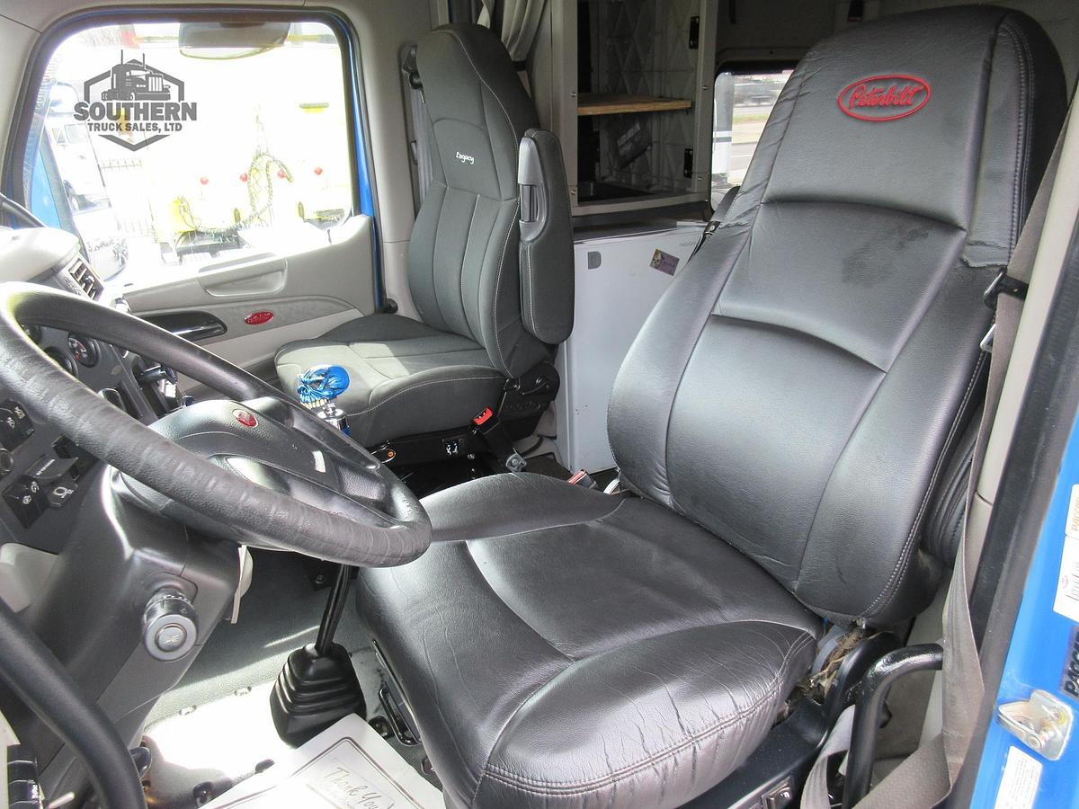 Used 2020 PETERBILT 567