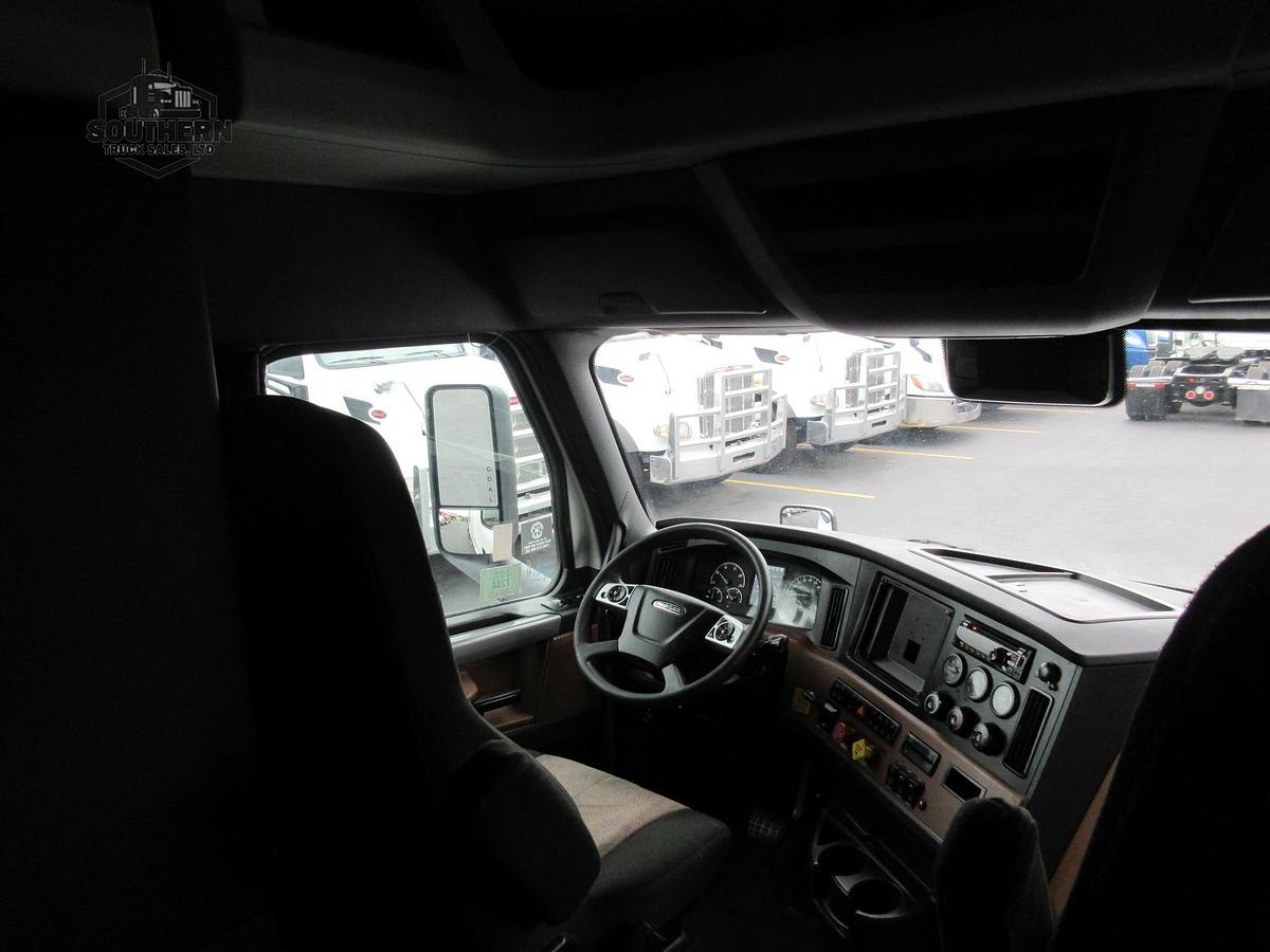 Used 2020 FREIGHTLINER CASCADIA 126