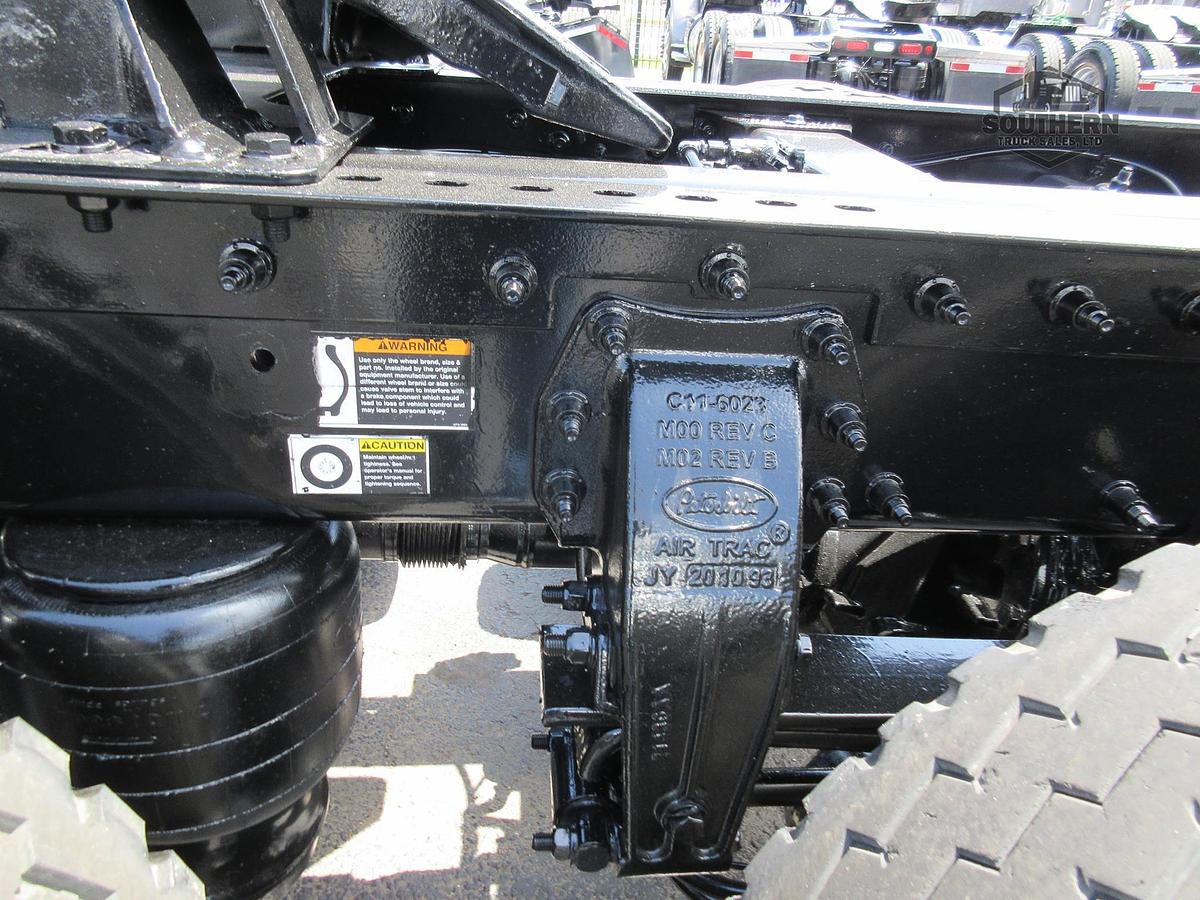 Used 2022 PETERBILT 389