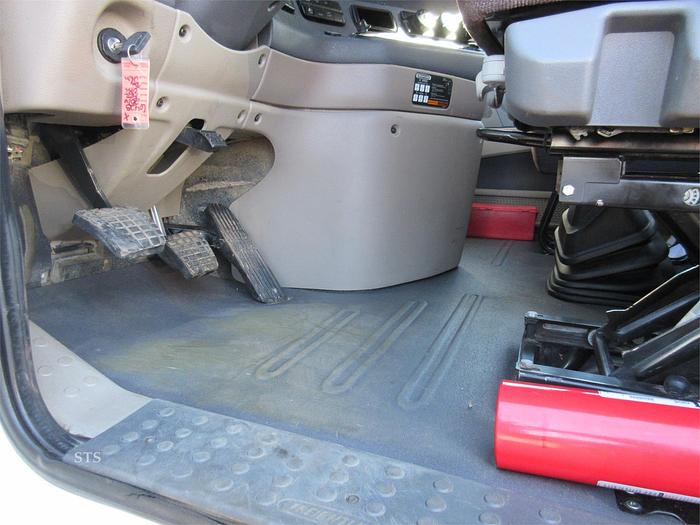 Used 2016 FREIGHTLINER CASCADIA 113