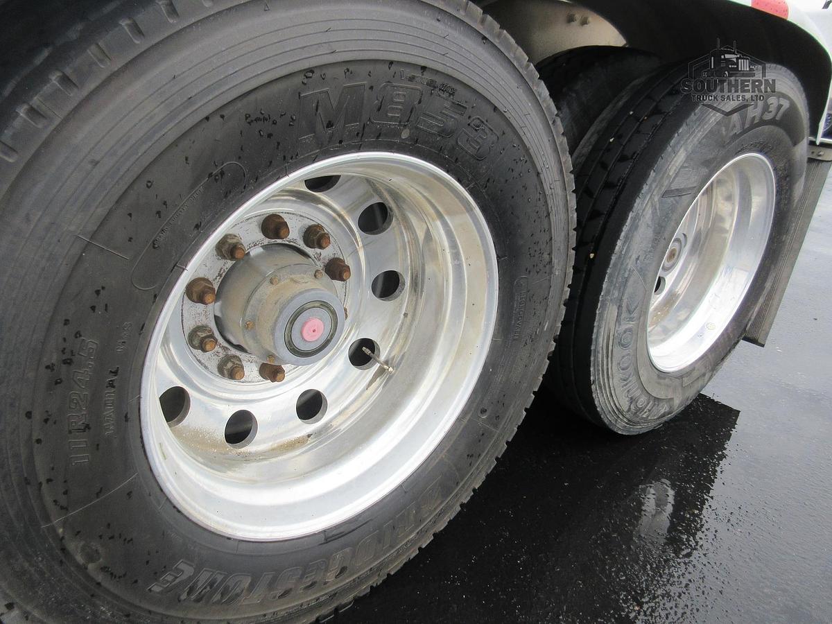 Used 2011 POLAR 42 ft