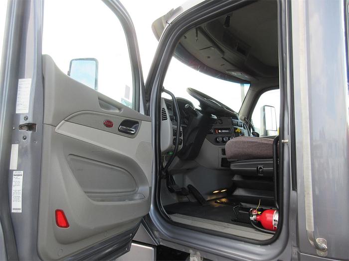 Used 2019 PETERBILT 567