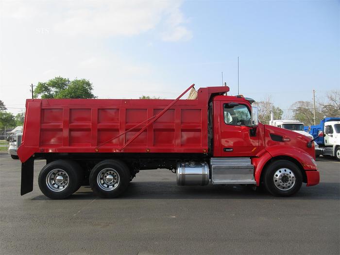 Used 2017 PETERBILT 579