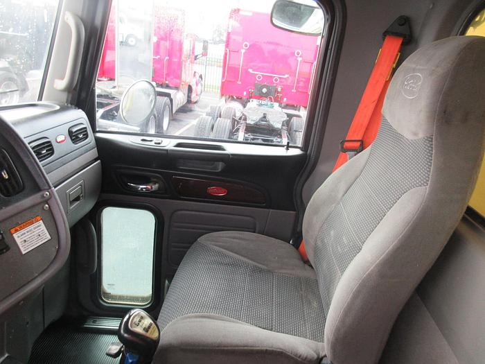 Used 2014 PETERBILT 365