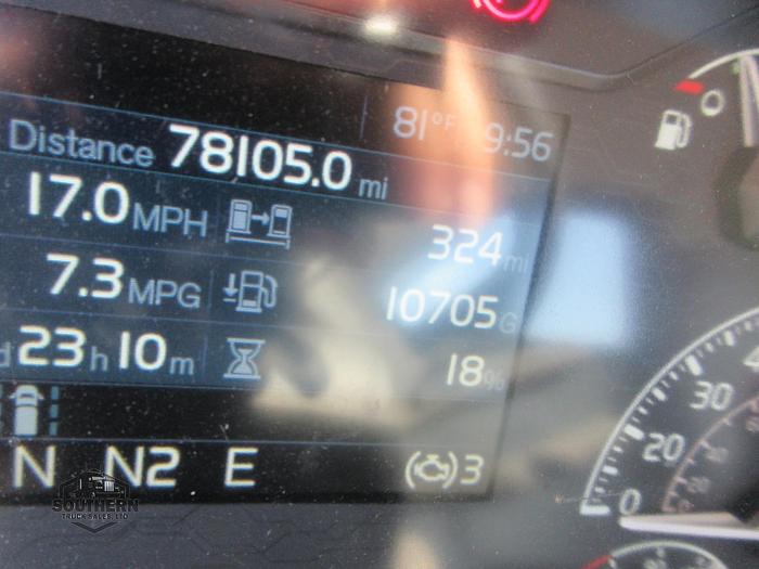 Used 2020 VOLVO VNR64T300