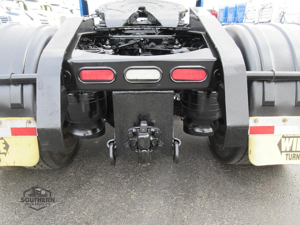 Used 2020 PETERBILT 567