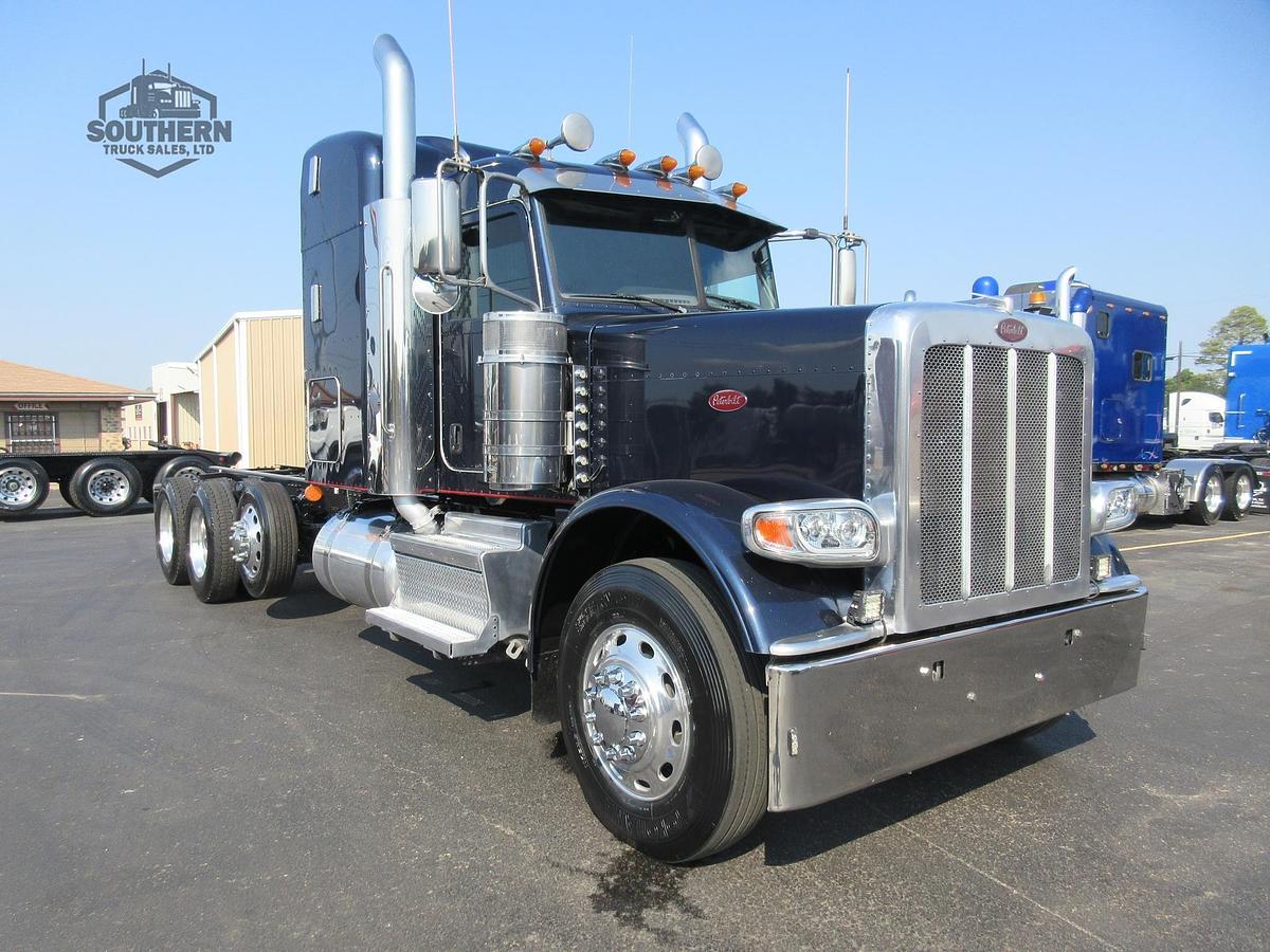 Used 2019 PETERBILT 389