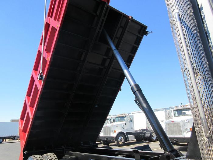 Used 2019 PETERBILT 567