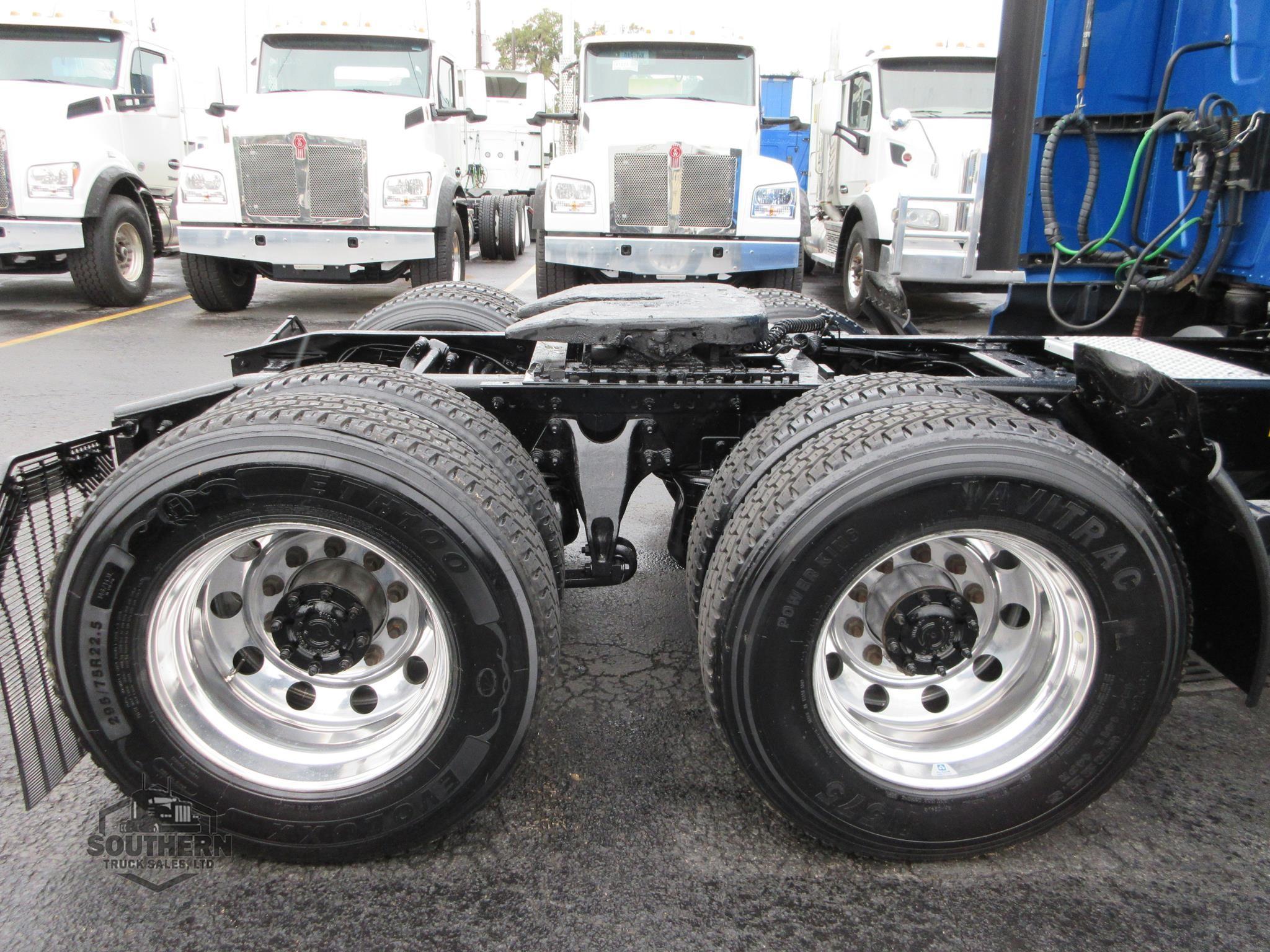 Used 2021 INTERNATIONAL LT