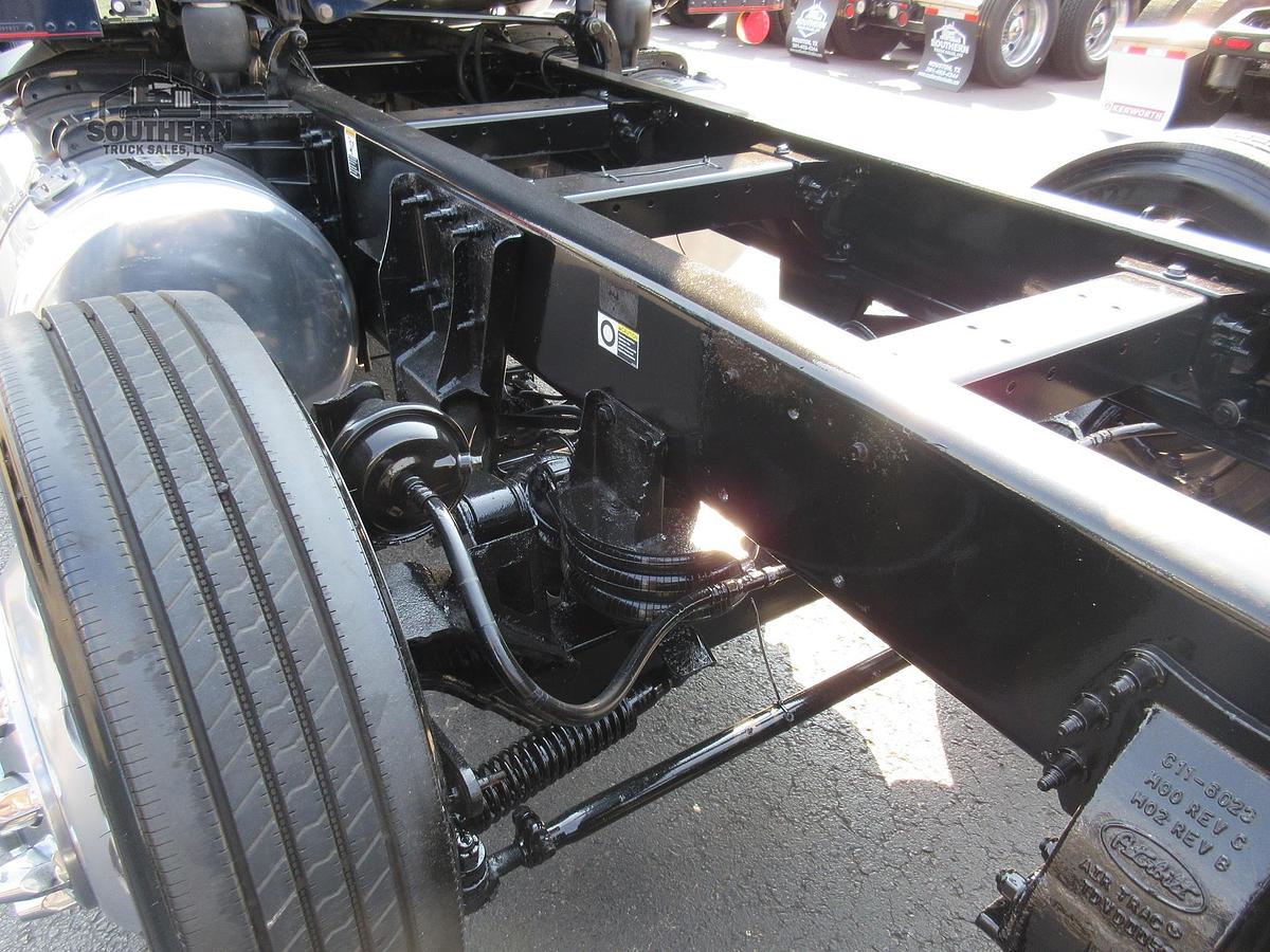 Used 2019 PETERBILT 389