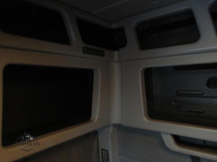 Used 2020 PETERBILT 389