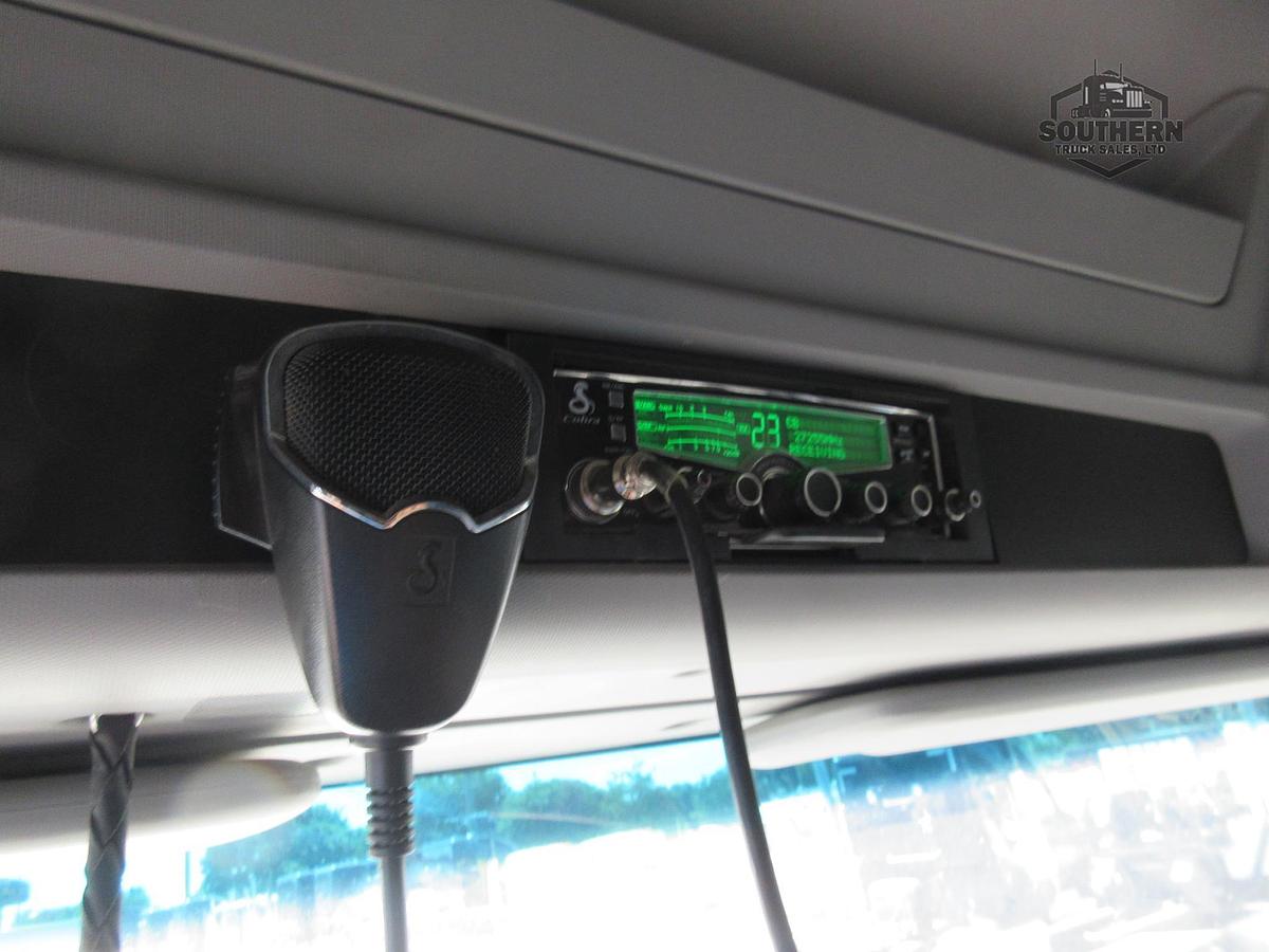 Used 2023 KENWORTH T880